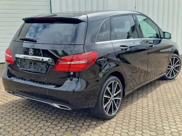 Mercedes-Benz B 220 4-Matic Edition*AHK*LED*Urban*DAB*R-Kamera 07/2018-photo-10