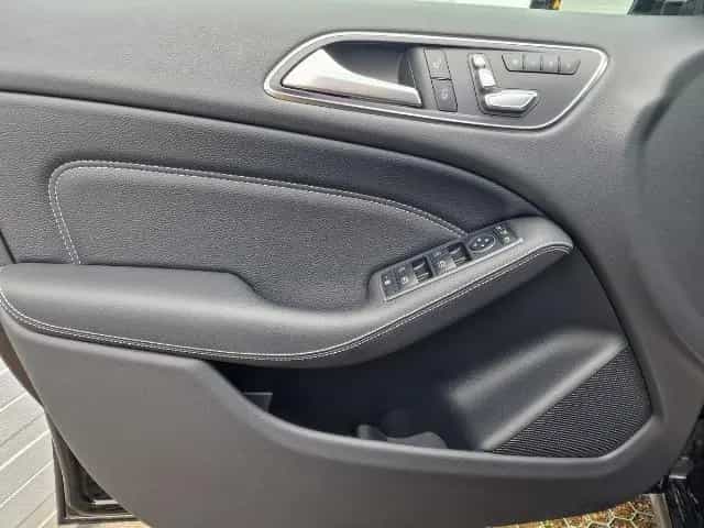 Mercedes-Benz B 220 4-Matic Edition*AHK*LED*Urban*DAB*R-Kamera 07/2018-photo-23