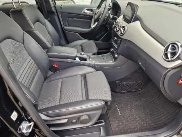Mercedes-Benz B 220 4-Matic Edition*AHK*LED*Urban*DAB*R-Kamera 07/2018-photo-25
