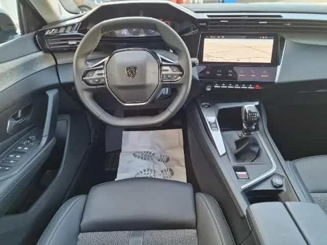 Peugeot 308 130 Allure*LED*Navi*ACC*360°Cam 03/2024-photo-15