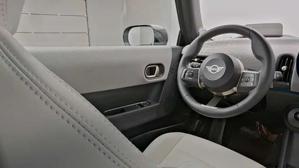 MINI Cooper C 07/2025-photo-10
