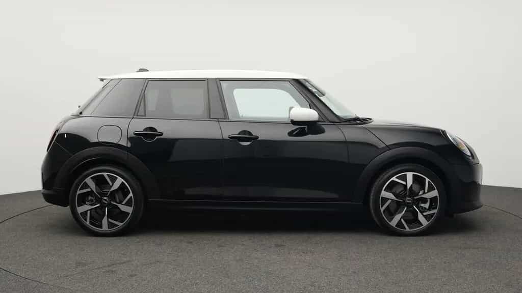 MINI Cooper S 5-Türer 03/2025-photo-3