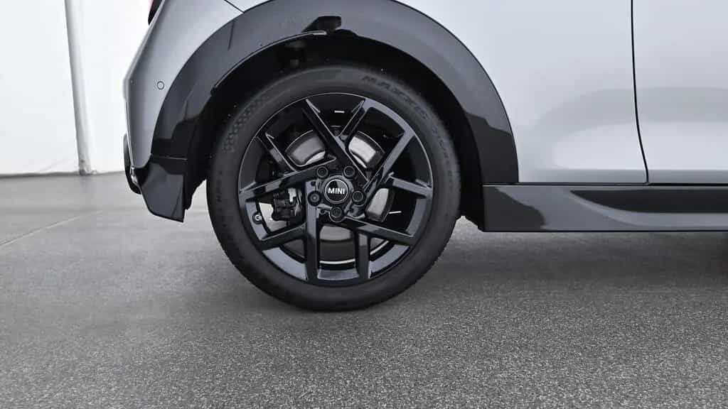 MINI Cooper S 01/2025-photo-16
