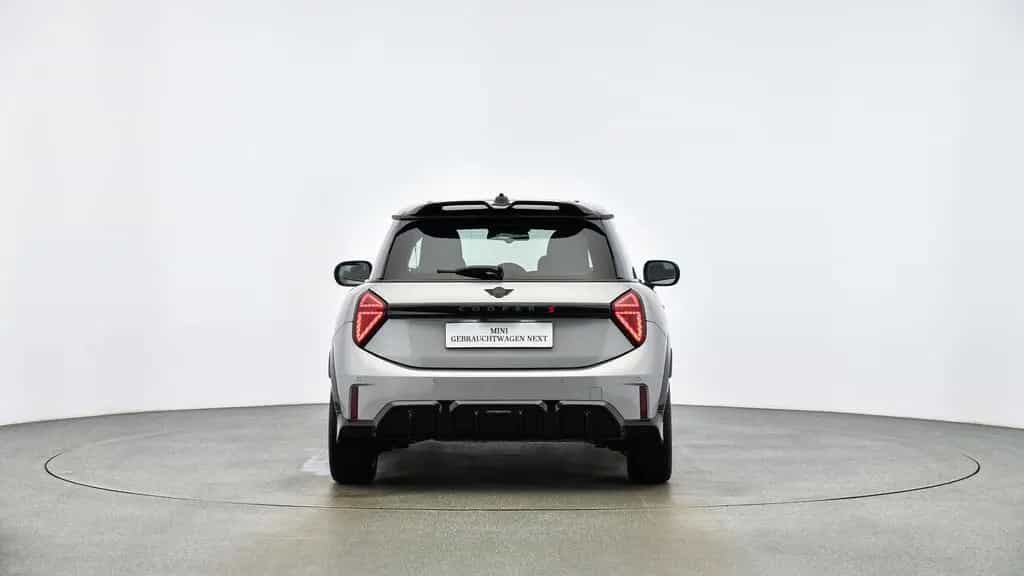 MINI Cooper S 01/2025-photo-9