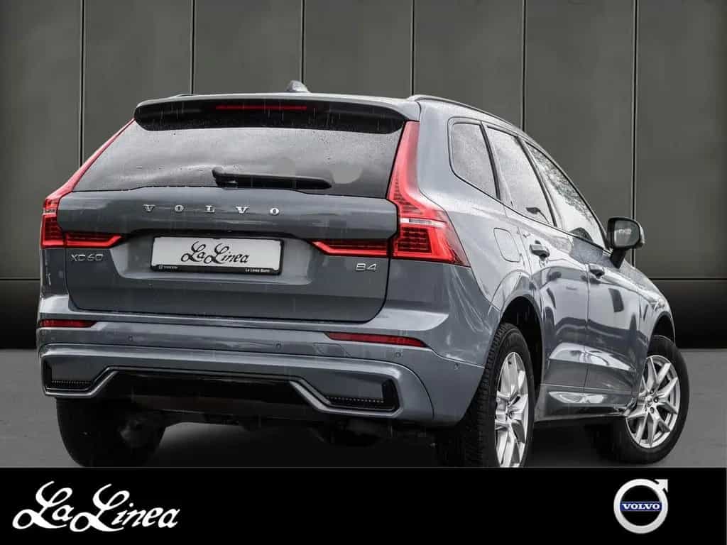 Volvo XC60 B4 Plus Dark 2WD Parkkamera 360 11/2022-photo-1