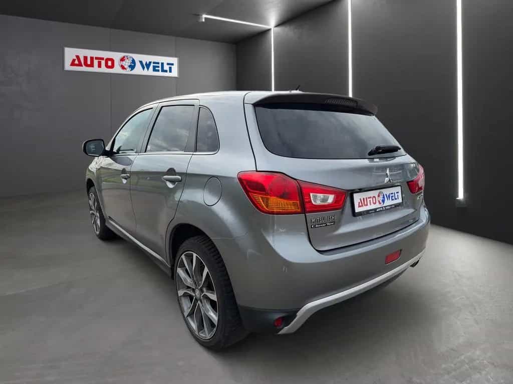 Mitsubishi ASX 1.6 MIVEC Diamant Edit. 1.Hd Sitzheizung 11/2015-photo-4