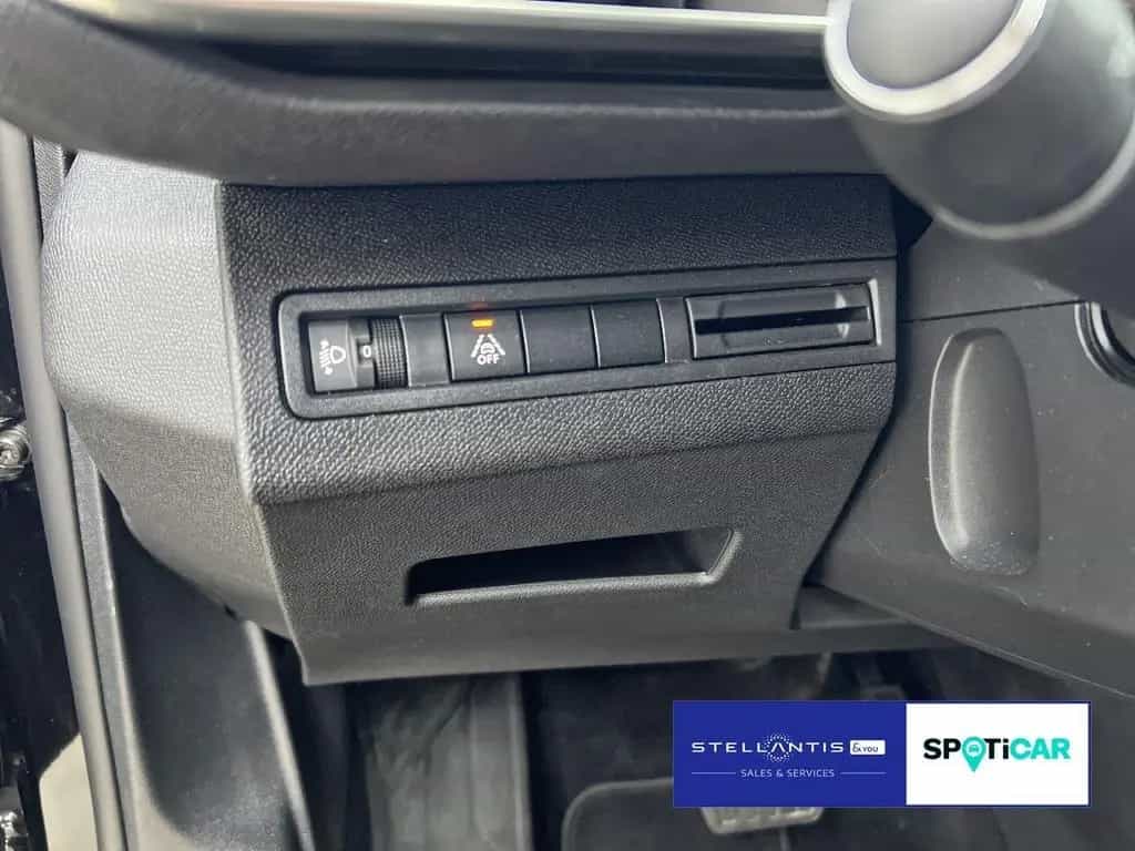 Peugeot 3008 1.2 PureTech 130 EU6d, Allure NAV*SHZ 03/2023-photo-12