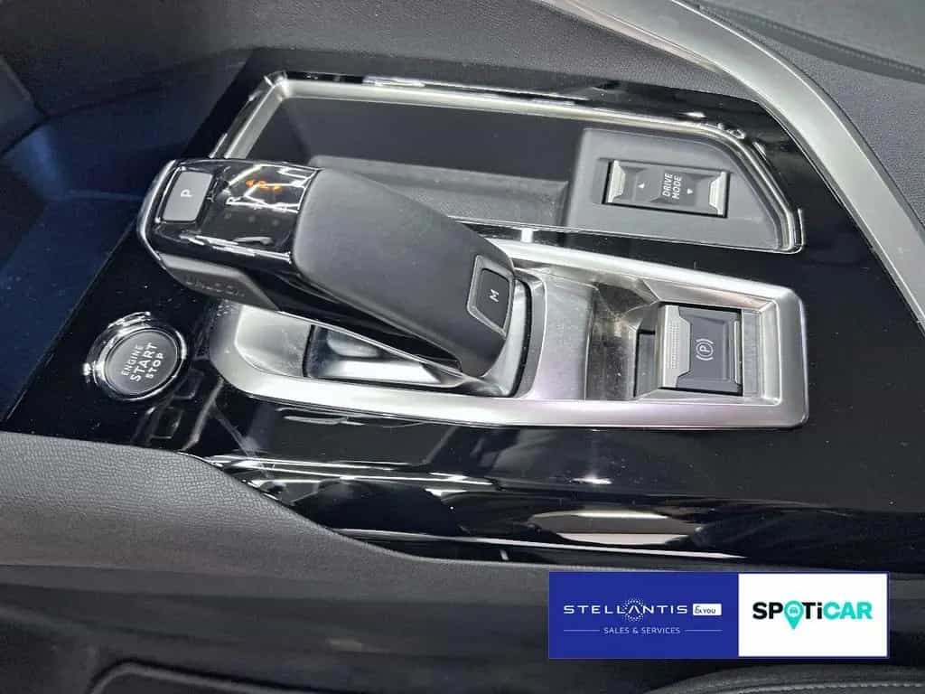 Peugeot 3008 1.2 PureTech 130 EU6d, Allure NAV*SHZ 03/2023-photo-15