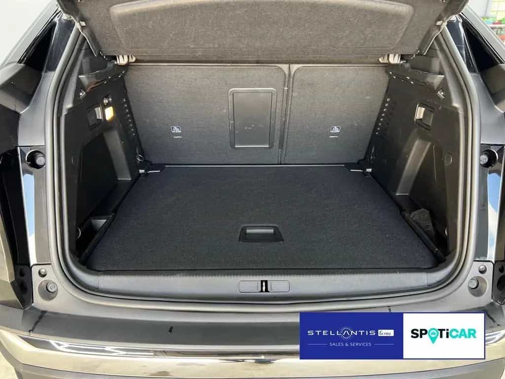 Peugeot 3008 1.2 PureTech 130 EU6d, Allure NAV*SHZ 03/2023-photo-5