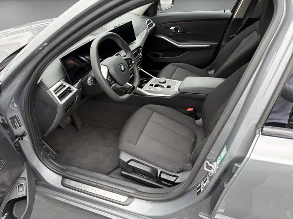 BMW 318 i Touring +LED+ALLW+PARKASS+INNOPAKET+ 11/2024-photo-7