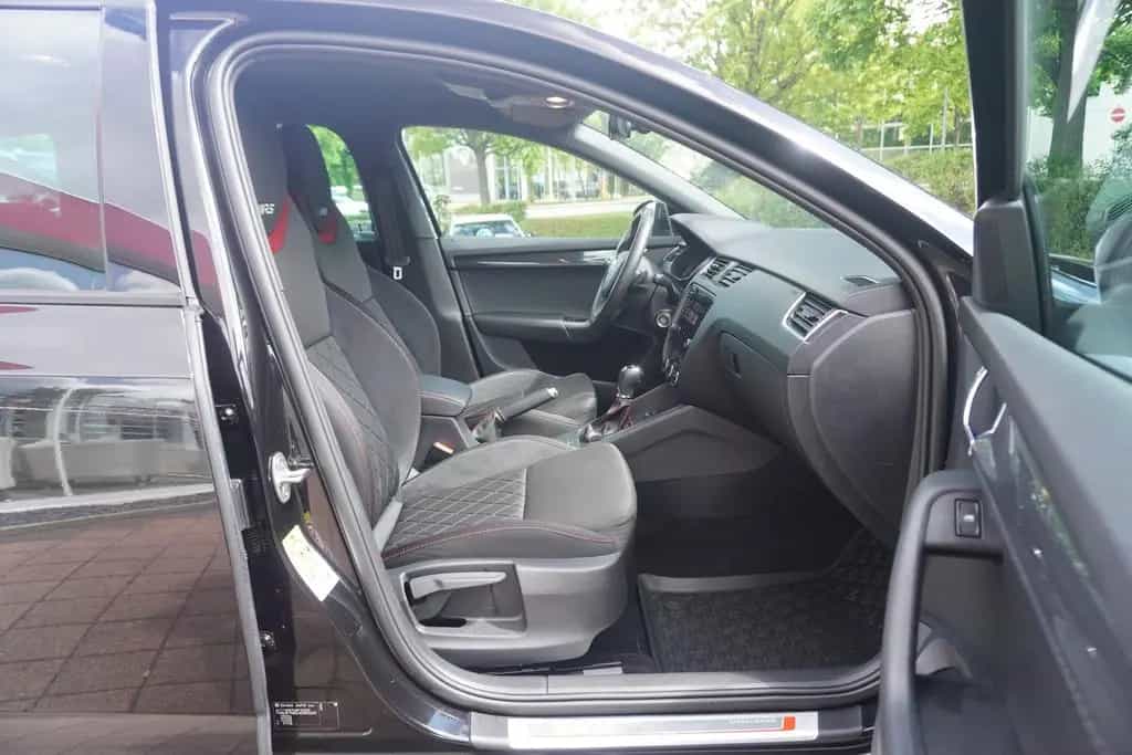 Skoda Octavia RS Combi 2.0 TSI DSG LED AHK Tempomat 03/2018-photo-32