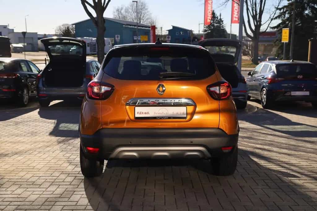 Renault Captur 1.3 TCE Intens EDC LED Navi Kamera 04/2019-photo-2