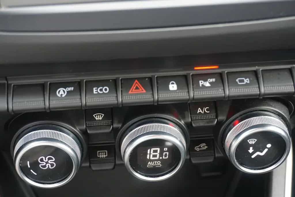 Dacia Duster II 1.3 TCE Prestige Navi 360° Tempomat 09/2019-photo-13