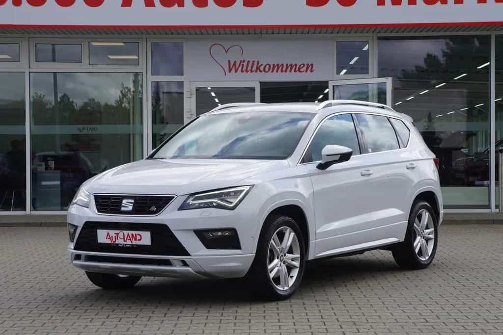 Seat Ateca 2.0 TSI FR 4Drive LED Navi ACC AHK 360° 02/2020-photo-1