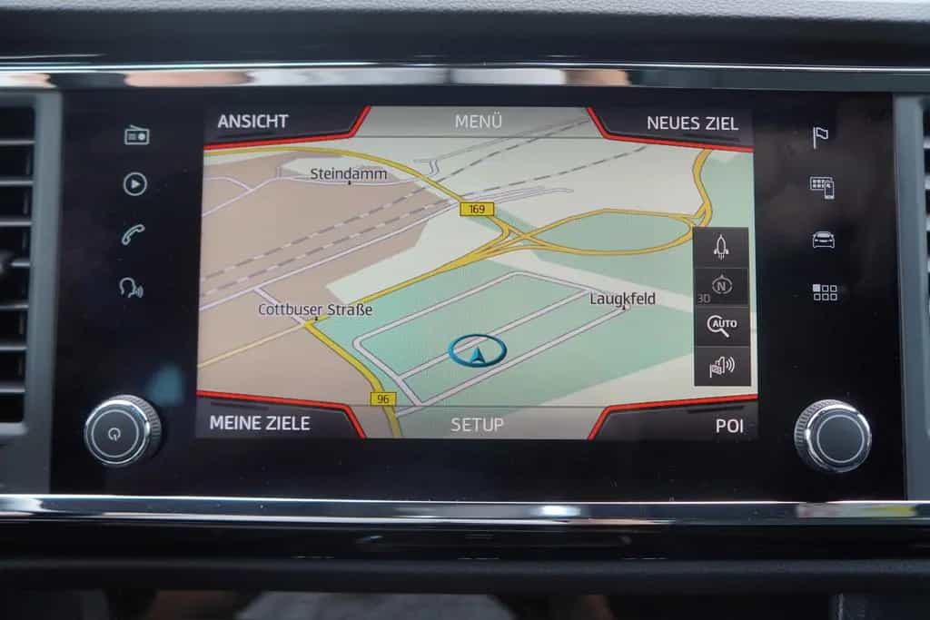 Seat Ateca 2.0 TSI FR 4Drive LED Navi ACC AHK 360° 02/2020-photo-18