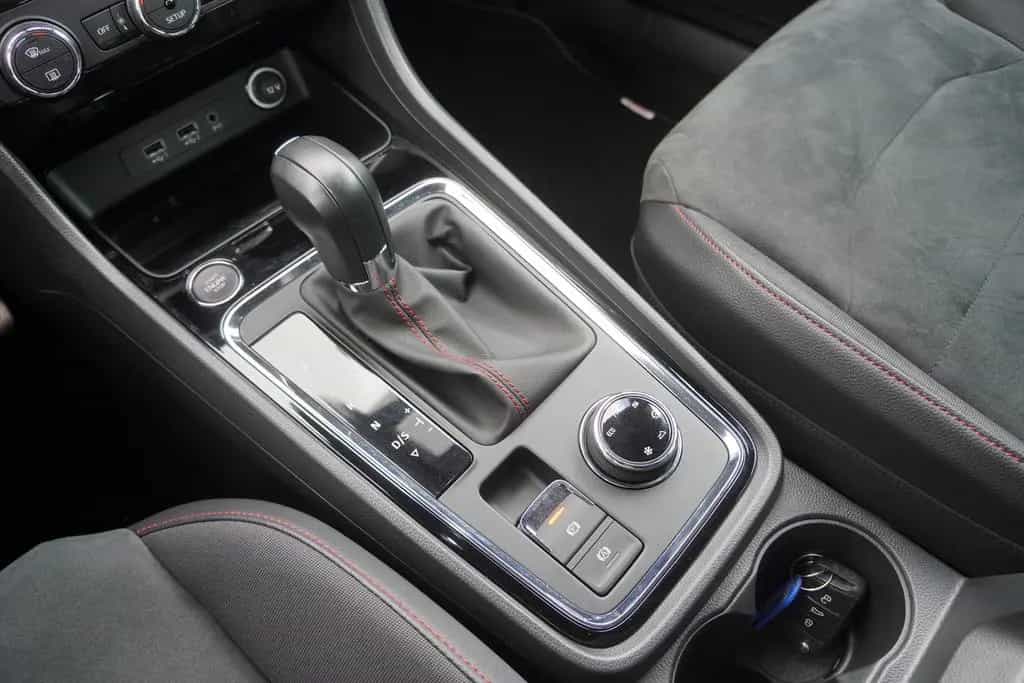 Seat Ateca 2.0 TSI FR 4Drive LED Navi ACC AHK 360° 02/2020-photo-20