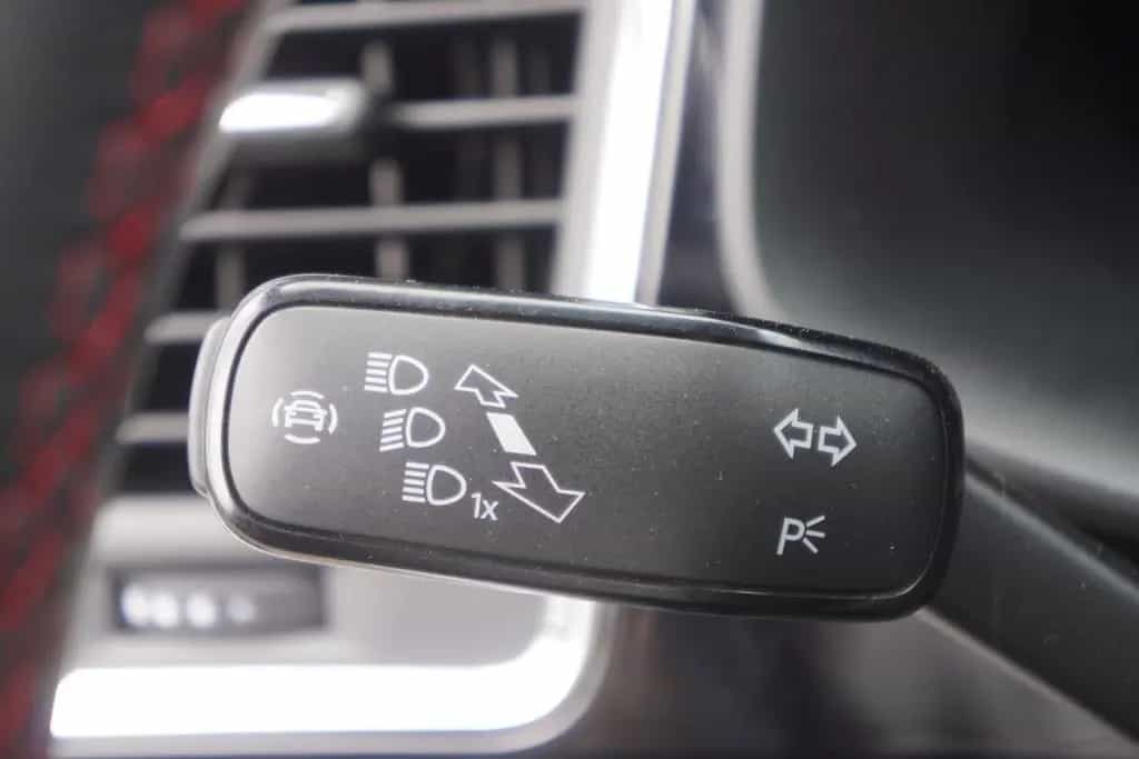 Seat Ateca 2.0 TSI FR 4Drive LED Navi ACC AHK 360° 02/2020-photo-24