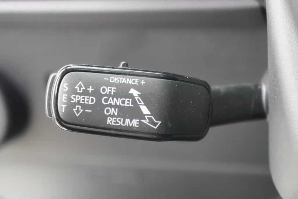 Seat Ateca 2.0 TSI FR 4Drive LED Navi ACC AHK 360° 02/2020-photo-26