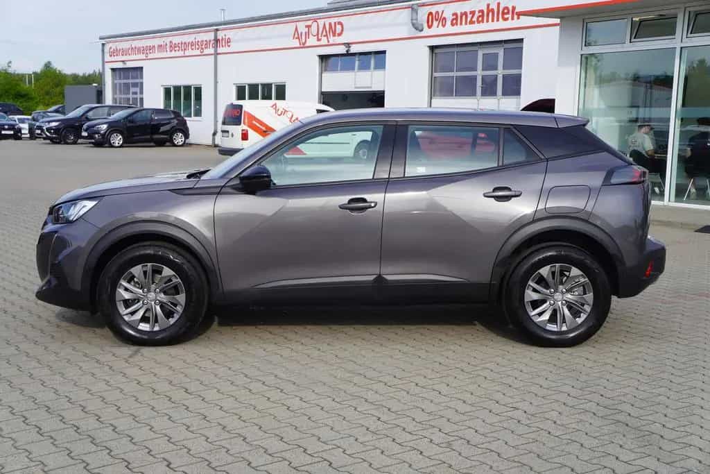 Peugeot 2008 1.2 PureTech 130 Active Pack Android Apple 08/2023-photo-2
