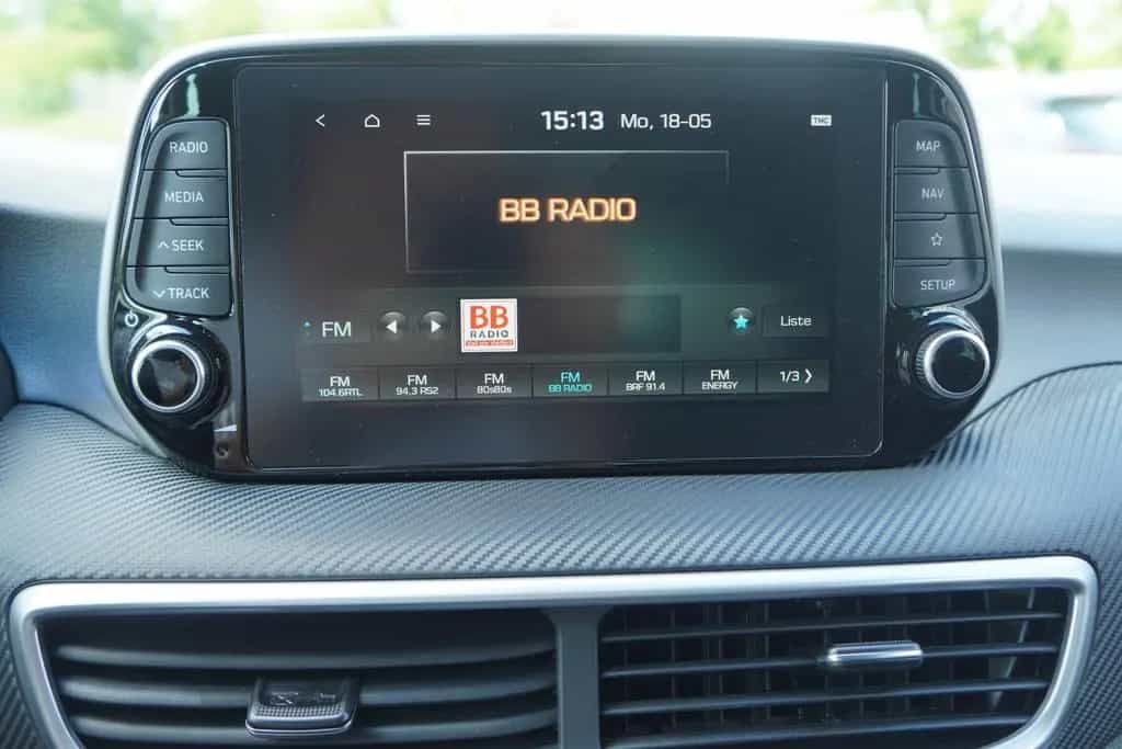Hyundai TUCSON 1.6 T-GDI Navi AHK Totwinkel Sitzheizung 07/2020-photo-24