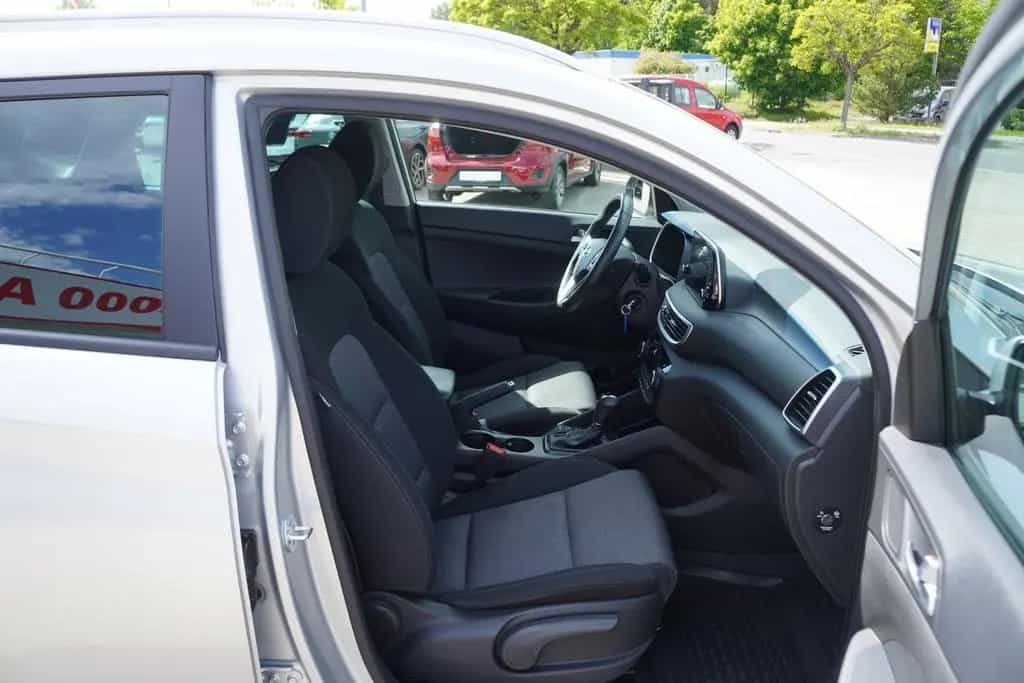 Hyundai TUCSON 1.6 T-GDI Navi AHK Totwinkel Sitzheizung 07/2020-photo-31