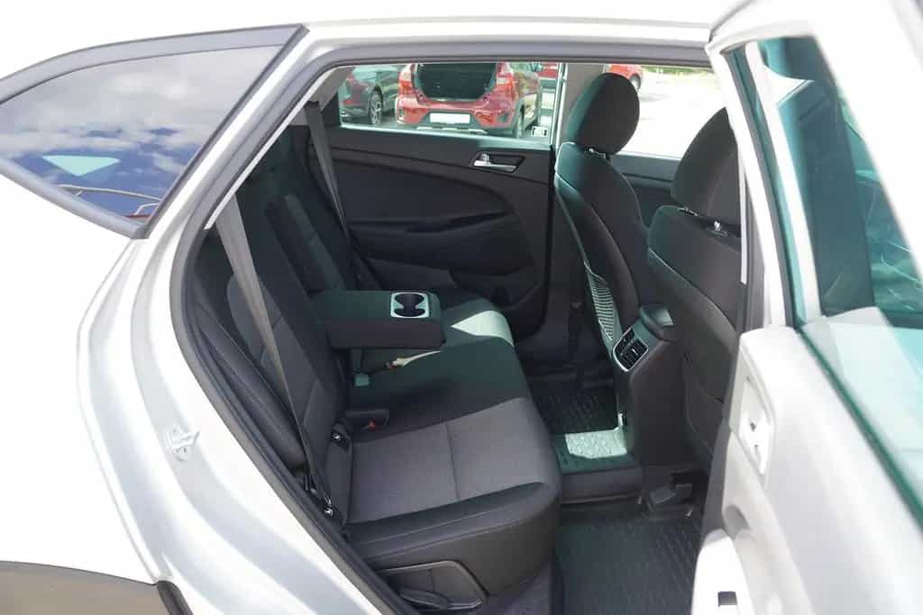 Hyundai TUCSON 1.6 T-GDI Navi AHK Totwinkel Sitzheizung 07/2020-photo-32