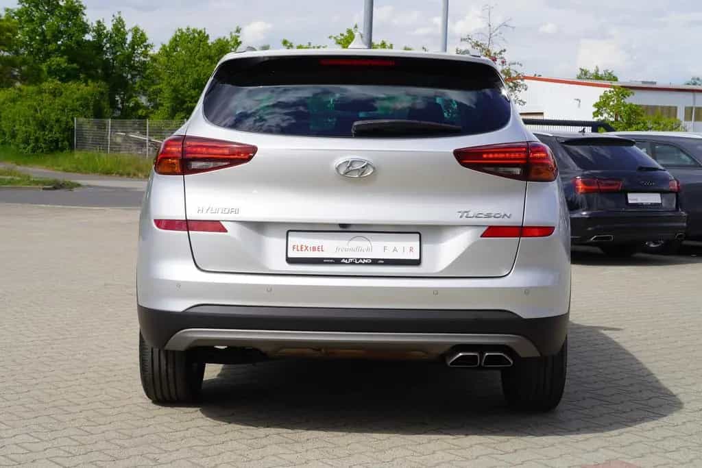 Hyundai TUCSON 1.6 T-GDI Navi AHK Totwinkel Sitzheizung 07/2020-photo-4