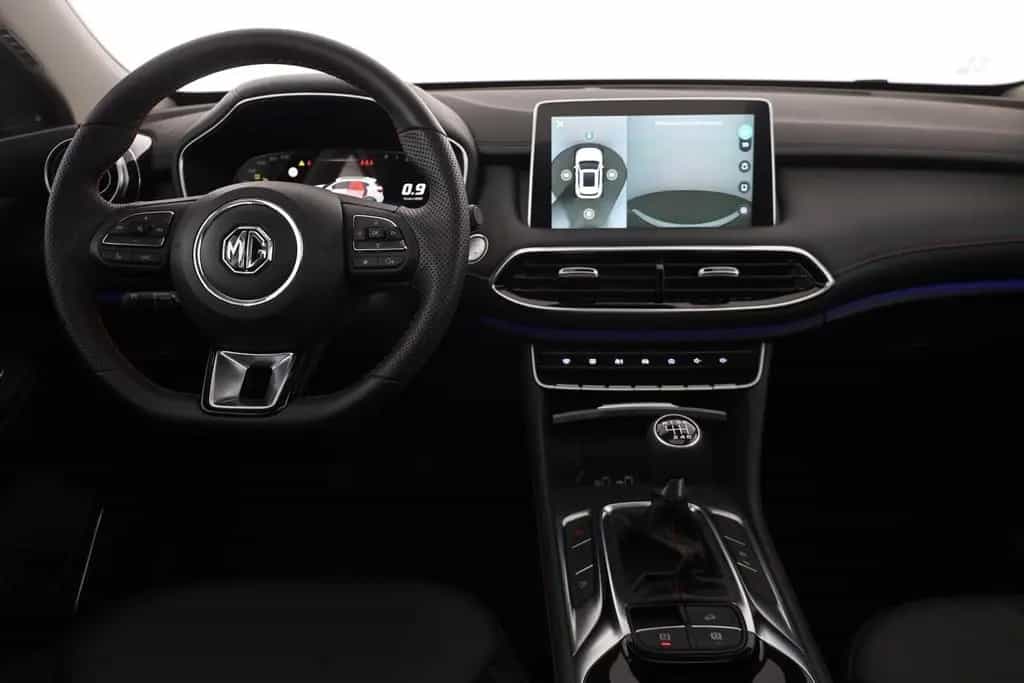 MG HS 1.5 T-GDI Luxury LED Pano Navi 360° 02/2024-photo-10