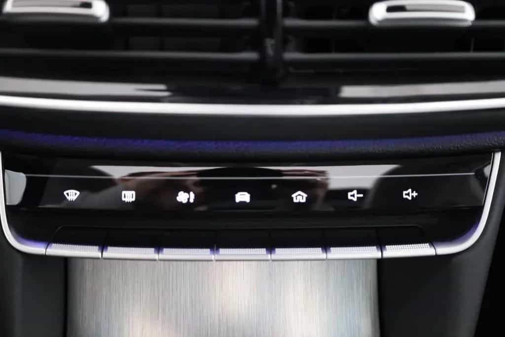 MG HS 1.5 T-GDI Luxury LED Pano Navi 360° 02/2024-photo-12