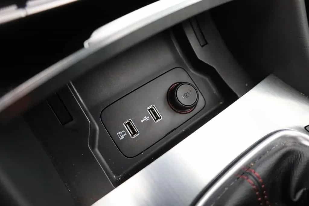 MG HS 1.5 T-GDI Luxury LED Pano Navi 360° 02/2024-photo-13
