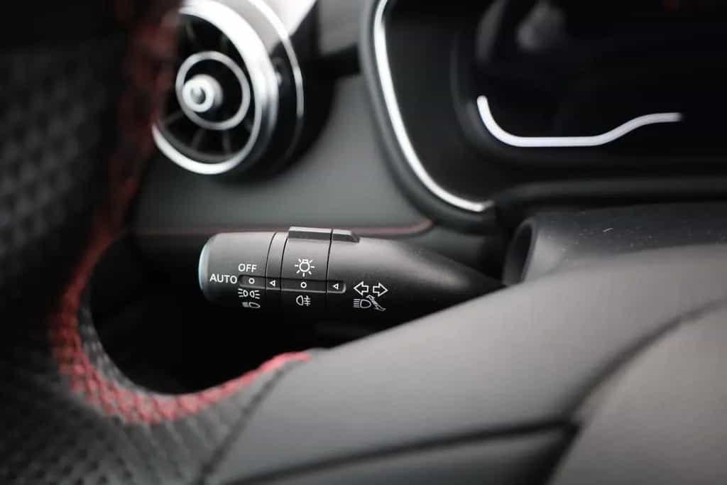 MG HS 1.5 T-GDI Luxury LED Pano Navi 360° 02/2024-photo-18