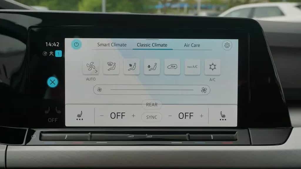 Volkswagen Golf VIII Variant 2.0 TDI Life LED Navi ACC PDC 10/2022-photo-12