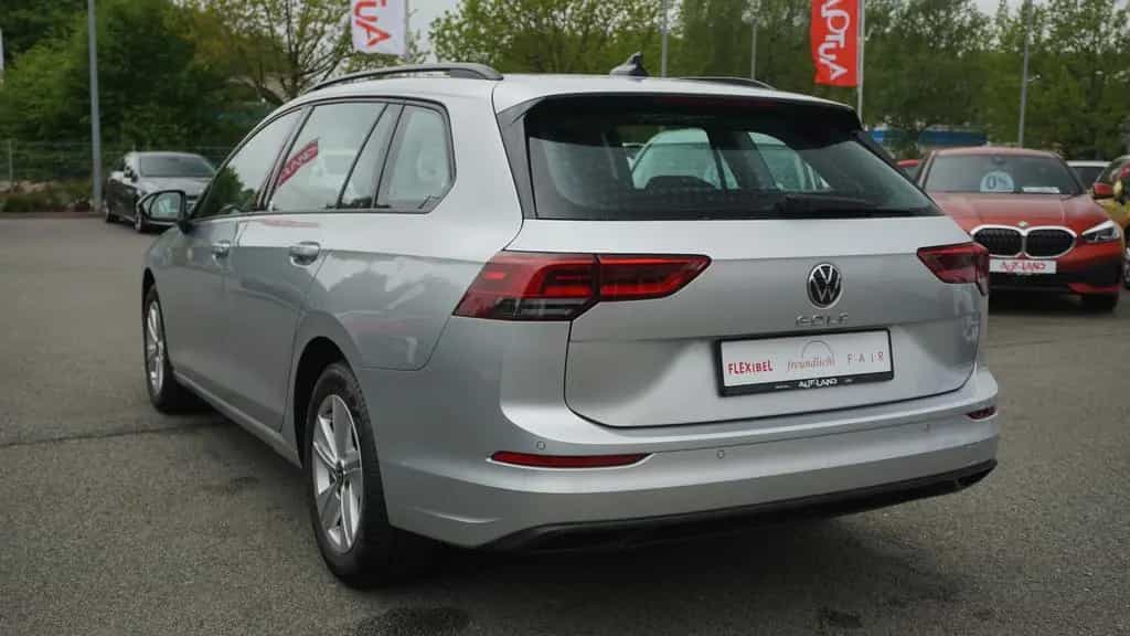 Volkswagen Golf VIII Variant 2.0 TDI Life LED Navi ACC PDC 10/2022-photo-4