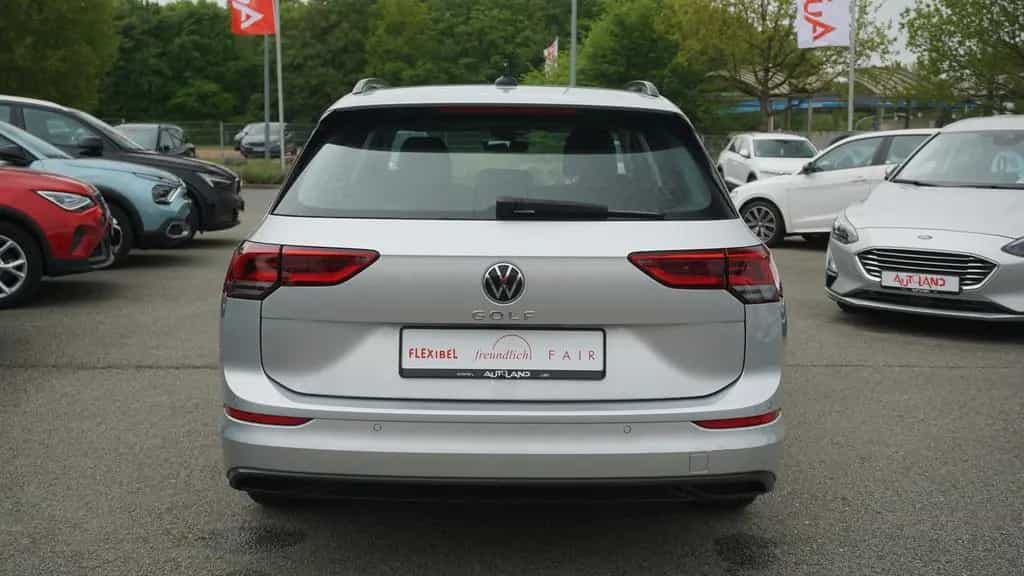 Volkswagen Golf VIII Variant 2.0 TDI Life LED Navi ACC PDC 10/2022-photo-5