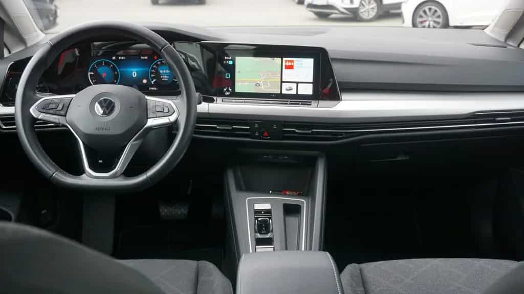 Volkswagen Golf VIII Variant 2.0 TDI Life LED Navi ACC PDC 10/2022-photo-9