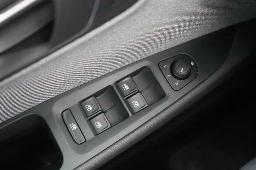 Seat Leon 1.2 TSI Klimaaut. LED Tempomat Sitzheizung 06/2018-photo-27