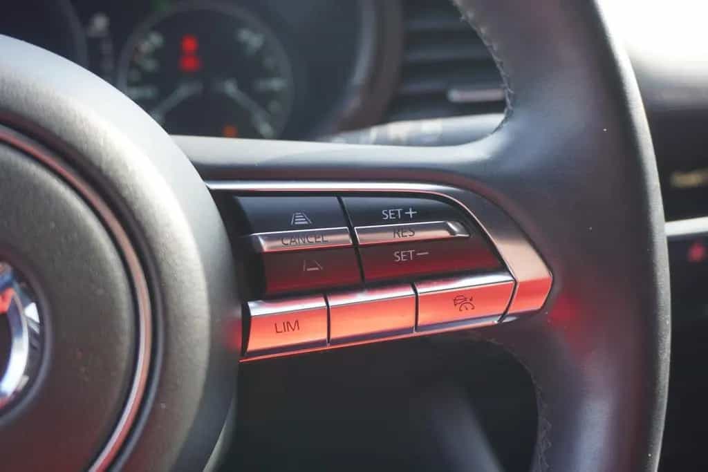 Mazda 3 2.0 M-Hybrid LED Navi ACC Android Apple Kamera 09/2020-photo-28