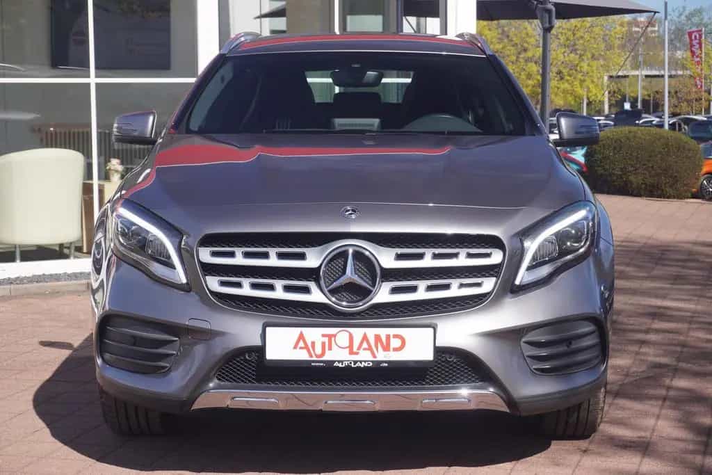 Mercedes-Benz GLA 200 AMG Line LED Sitzheizung Bluetooth 12/2017-photo-5