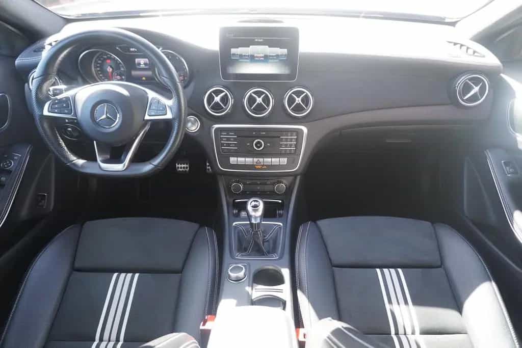 Mercedes-Benz GLA 200 AMG Line LED Sitzheizung Bluetooth 12/2017-photo-7