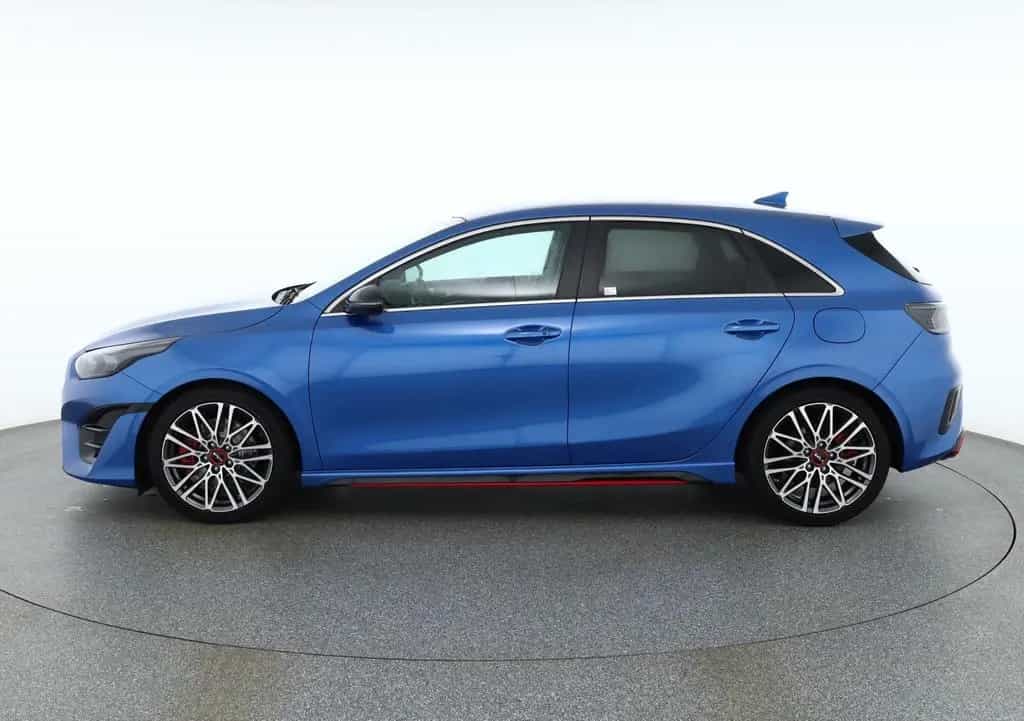 Kia Ceed Ceed 1.6 T-GDI DCT GT LED Navi Kamera PDC Memory 02/2023-photo-1