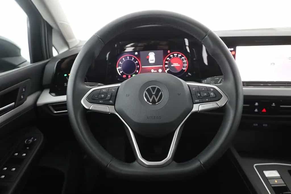 Volkswagen Golf VIII Variant 1.0 eTSI DSG LED Navi DAB ACC 01/2022-photo-14