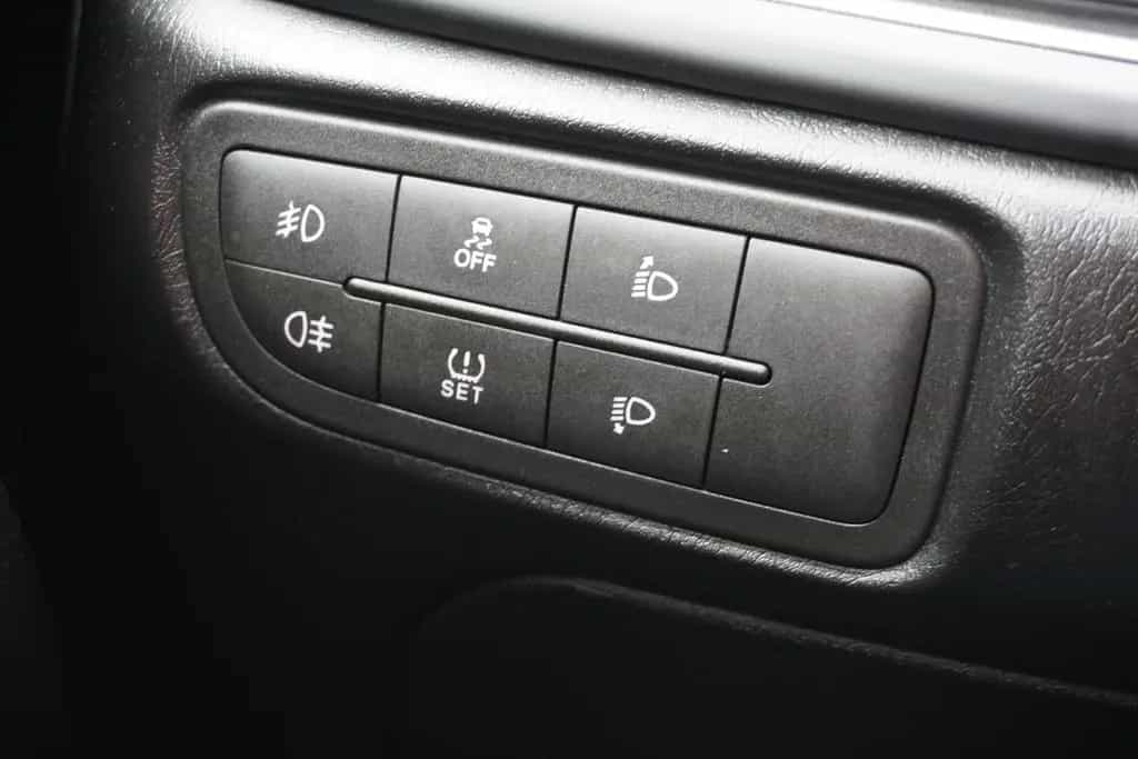 Fiat Tipo 1.4 Lounge Navi Sitzheizung Klimaaut. PDC 01/2019-photo-31