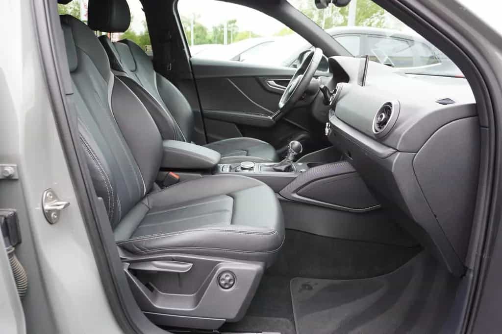 Audi Q2 1.4 TFSI S-Line Head-Up ACC Totwinkel Leder 05/2018-photo-16