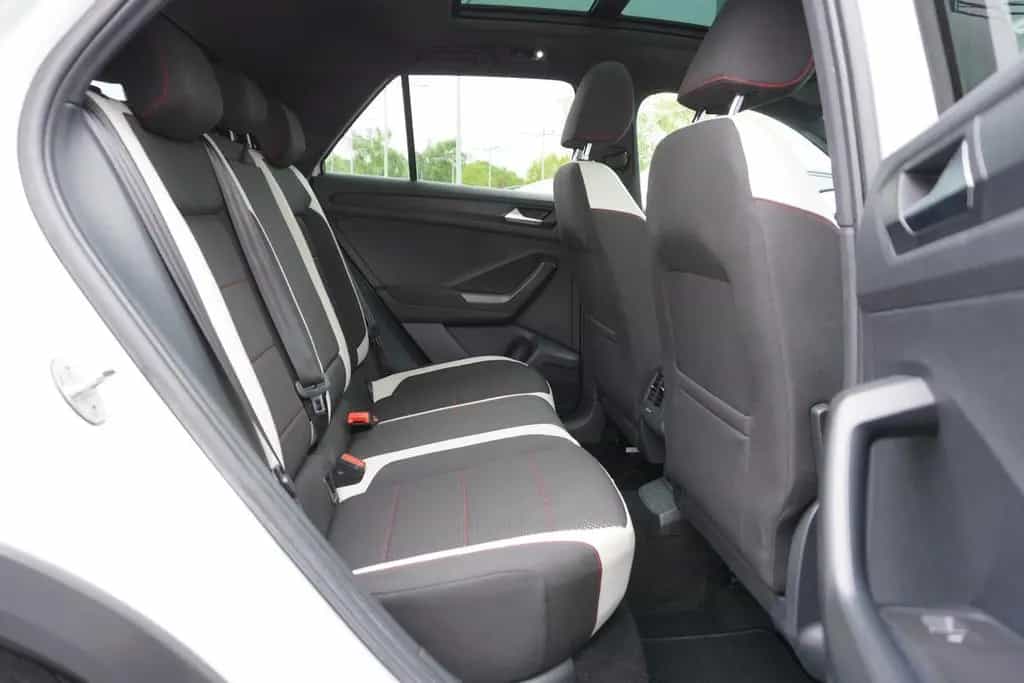 Volkswagen T-Roc 2.0 Sport 4Motion DSG LED Navi ACC Beats 11/2017-photo-15