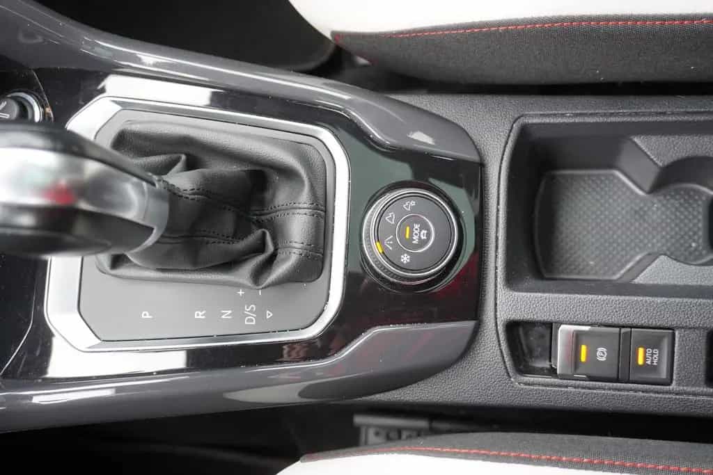 Volkswagen T-Roc 2.0 Sport 4Motion DSG LED Navi ACC Beats 11/2017-photo-30
