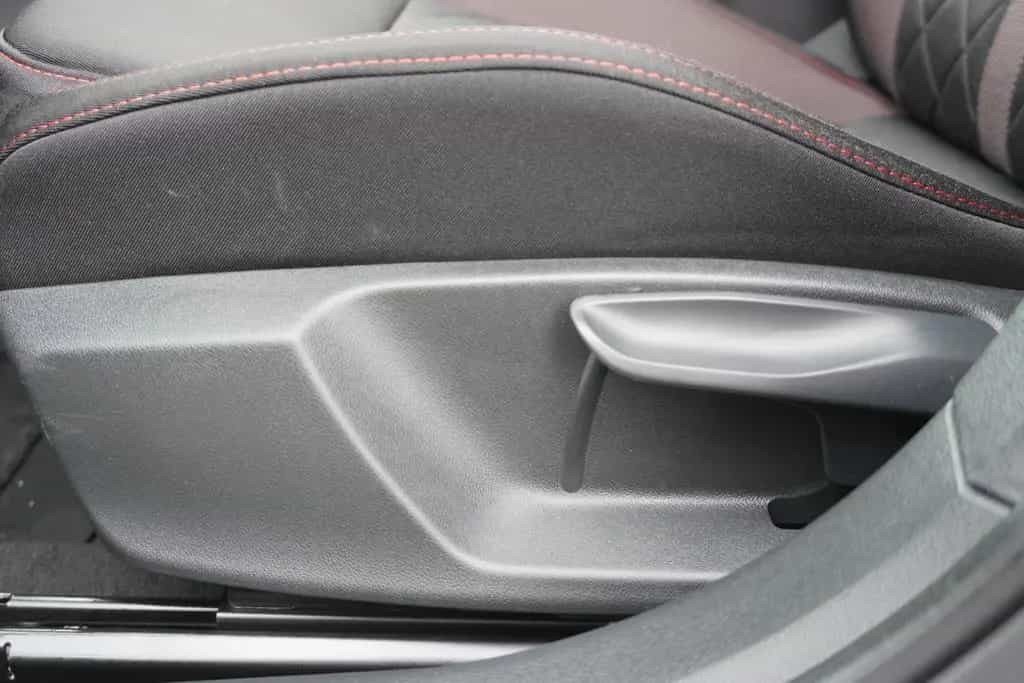 Skoda Octavia Combi 2.0 RS Head-Up 4x Sitzheizung Navi 08/2022-photo-13