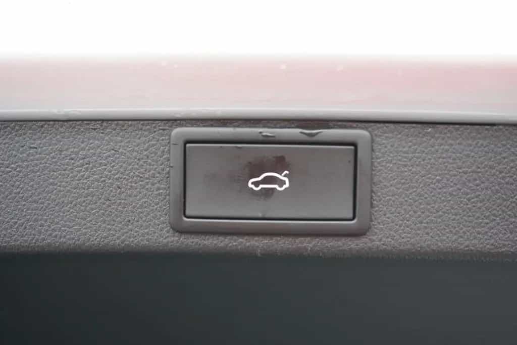Skoda Octavia Combi 2.0 RS Head-Up 4x Sitzheizung Navi 08/2022-photo-32