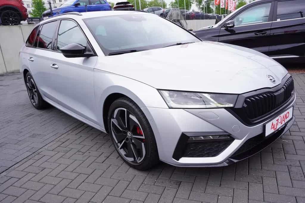 Skoda Octavia Combi 2.0 RS Head-Up 4x Sitzheizung Navi 08/2022-photo-5