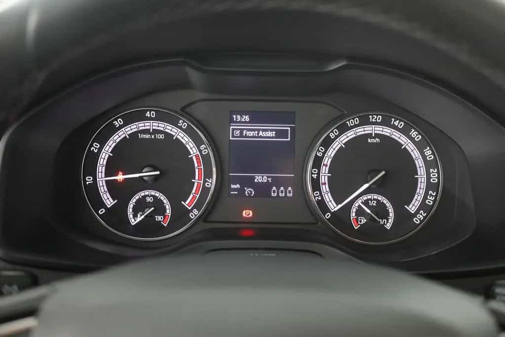 Skoda Karoq 1.5 16V TSI Ambition Android Apple AHK PDC 09/2018-photo-16