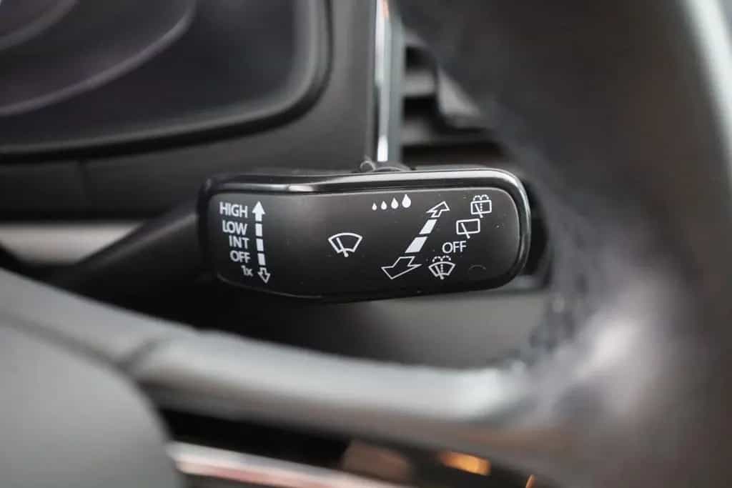 Skoda Karoq 1.5 16V TSI Ambition Android Apple AHK PDC 09/2018-photo-18